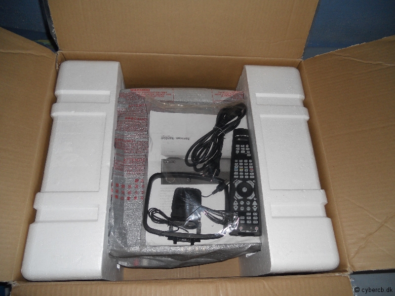 Harman Kardon AVR 158 Amplifier Inside box